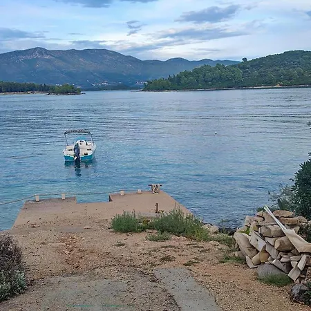 Διαμέρισμα In Lumbarda With Sea View *