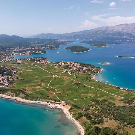 Appartamento In Lumbarda With Sea View *