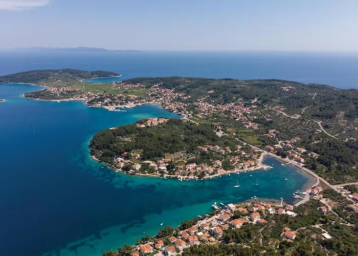 In Lumbarda With Sea View *